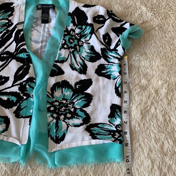 I-N-C black and blue floral sweater cover up - Picture 16 of 16